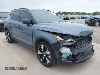 2022 Volvo XC40 Twin Plus with VIN YV4ED3UR9N2692112, listed as a IAAI auction lot 42125350 with 42,510 mi miles and . Bid and sale history available at DreamBid. Image 1.