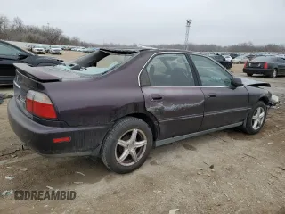 1997 Honda Accord Special Edition with VIN 1HGCD560XVA269261, listed as a Copart auction lot 43828085 with 318,639 mi miles and Salvage Title. Bid and sale history available at carsss.com. Image 3.
