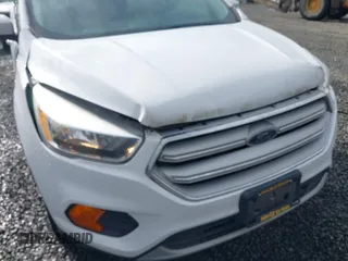 2018 Ford Escape SE with VIN 1FMCU9GD8JUB45369, listed as a IAAI auction lot 41718608 with 91,616 mi miles. Bid and sale history available at carsss.com. Image 6.