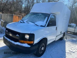 2014 Chevrolet Express Commercial Work Van with VIN 1GB0G2CA6E1118877, listed as a Copart auction lot 43480625 with 1,949 mi miles and Clean Title. Bid and sale history available at carsss.com. Image 2.