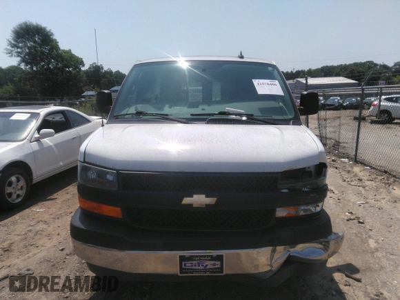 2021 Chevrolet Express Cargo with VIN 1GCWGAFP1M1244868, listed as a IAAI auction lot 42578406 with 62,764 mi miles and . Bid and sale history available at DreamBid. Image 12.