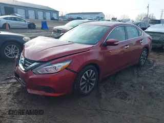 2016 Nissan Altima SR with VIN 1N4AL3AP1GC269826, listed as a IAAI auction lot 41664309 with 70,740 mi miles and . Bid and sale history available at carsss.com. Image 2.