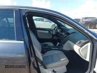 2009 Mercedes-Benz C 300 Sport с VIN WDDGF54X89R062231, выставлен на аукционе IAAI как лот 42593774 с пробегом 150 393 миль миль и . История ставок и продаж доступна на DreamBid. Изображение 5.