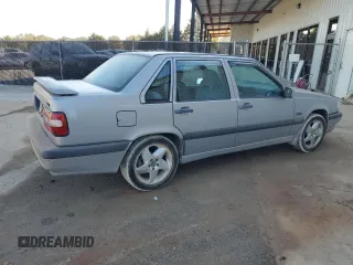 1997 Volvo 850 GT с VIN YV1LS554XV2366697, выставлен на аукционе Copart как лот 77491004 с пробегом 176 738 миль миль и Чистый • Clean title. История ставок и продаж доступна на DreamBid. Изображение 3.