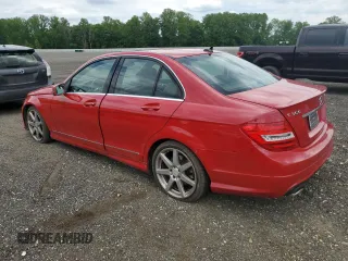 2014 Mercedes-Benz C 300 Sport z VIN WDDGF8AB0EA925820, wystawiony jako Copart lot #56204535 z przebiegiem 86 173 mil mil oraz Szkoda całkowita • Salvage title. Historia ofert i sprzedaży dostępna na DreamBid. Obrazek 2.