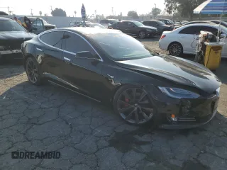 2021 Tesla Model S Long Range Plus z VIN 5YJSA1E23MF427489, wystawiony jako Copart lot #89165125 z przebiegiem 11 446 mil mil oraz Szkoda całkowita • Salvage title. Historia ofert i sprzedaży dostępna na DreamBid. Obrazek 4.