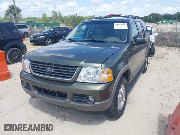 2002 Ford Explorer XLT z VIN 1FMZU73W62ZC81008, wystawiony jako IAAI lot #41958006 z przebiegiem 176 286 mil mil oraz . Historia ofert i sprzedaży dostępna na DreamBid. Obrazek 2.