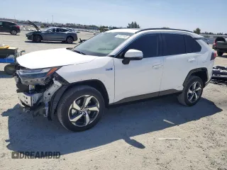 2023 Toyota RAV4 SE с VIN JTMAB3FV2PD160337, выставлен на аукционе Copart как лот 62201145 с пробегом 11 054 миль миль и Списание • Salvage title. История ставок и продаж доступна на DreamBid. Изображение 1.