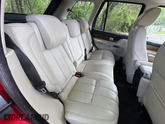 2013 Land Rover Range Rover Sport HSE LUX with VIN SALSK2D49DA805287, listed as a Copart auction lot 55334755 with 101,587 mi miles and Clean Title. Bid and sale history available at carsss.com. Image 6.