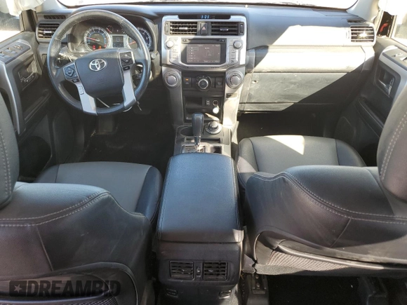 2018 Toyota 4Runner SR5 z VIN JTEBU5JR1J5514687, wystawiony jako Copart lot #44239285 z przebiegiem 86 802 mil mil oraz Czysty tytuł • Clean title. Historia ofert i sprzedaży dostępna na DreamBid. Obrazek 8.