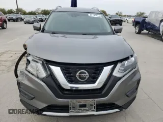 2019 Nissan Rogue SV with VIN JN8AT2MT1KW253618, listed as a Copart auction lot 82229044 with 115,902 mi miles and Salvage Title. Bid and sale history available at carsss.com. Image 5.