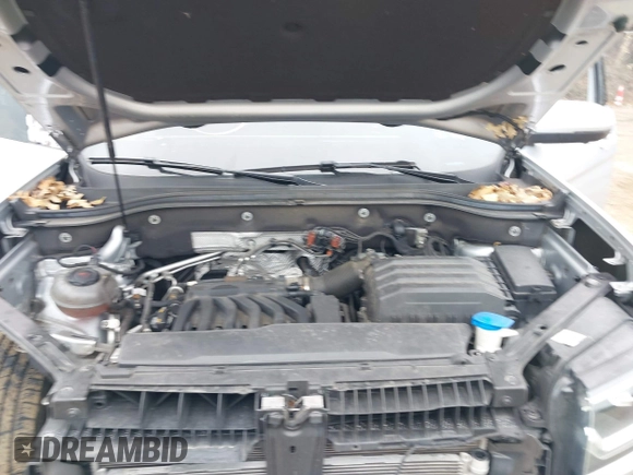 2019 Volkswagen Atlas SEL Premium with VIN 1V2NR2CA5KC507911, listed as a IAAI auction lot 41806967 with 70,618 mi miles and . Bid and sale history available at DreamBid. Image 10.