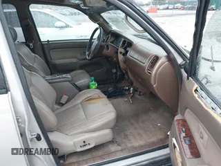 1999 Toyota 4Runner Limited with VIN JT3GN87R7X0105748, listed as a IAAI auction lot 41191084 with 325,053 mi miles and . Bid and sale history available at DreamBid. Image 5.