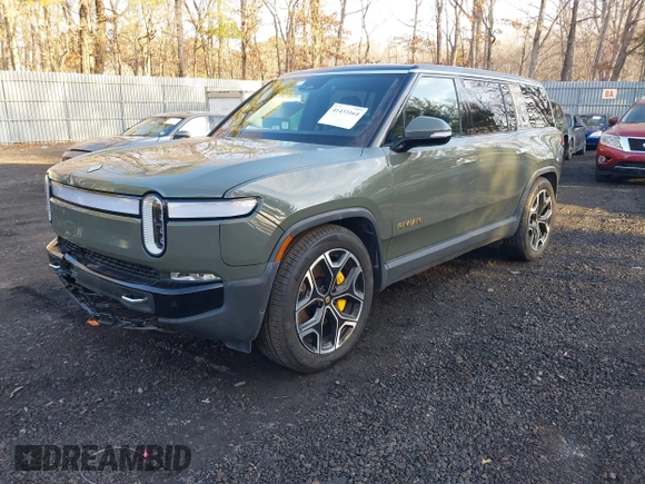 2022 Rivian R1S Launch Edition with VIN 7PDSGABL4NN000409, listed as a IAAI auction lot 41433164 with 39,603 mi miles. Bid and sale history available at carsss.com. Image 2.