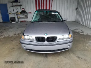 2004 BMW 3 Series 325i with VIN WBAET37484NJ81412, listed as a Copart auction lot 71648434 with Not Provided miles and Salvage Title. Bid and sale history available at carsss.com. Image 5.