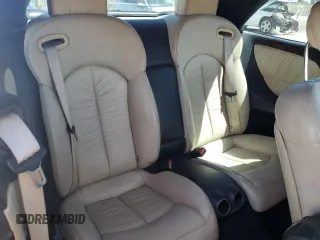 2007 Mercedes-Benz CLK 350 z VIN WDBTK56FX7F227945, wystawiony jako Copart lot #49600025 z przebiegiem 174 781 mil mil oraz Szkoda całkowita • Salvage title. Historia ofert i sprzedaży dostępna na DreamBid. Obrazek 10.