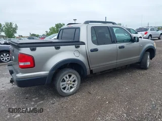 2008 Ford Explorer Sport Trac XLT z VIN 1FMEU51888UA37406, wystawiony jako IAAI lot #42315860 z przebiegiem 151 286 mil mil oraz . Historia ofert i sprzedaży dostępna na DreamBid. Obrazek 4.