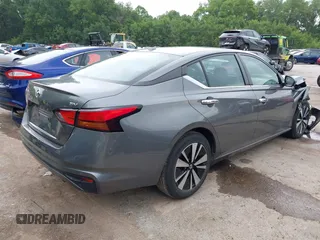 2022 Nissan Altima SV z VIN 1N4BL4DV5NN388453, wystawiony jako IAAI lot #42439418 z przebiegiem 37 066 mil mil oraz . Historia ofert i sprzedaży dostępna na DreamBid. Obrazek 4.