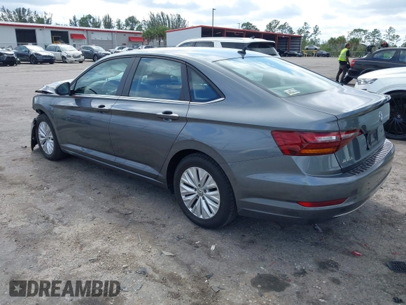2019 Volkswagen Jetta S с VIN 3VWC57BU6KM179682, выставлен на аукционе IAAI как лот 41634582 с пробегом 84 323 миль миль и . История ставок и продаж доступна на DreamBid. Изображение 3.