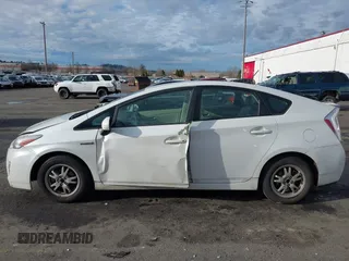 2010 Toyota Prius II z VIN JTDKN3DU4A0058526, wystawiony jako IAAI lot #41150690 z przebiegiem 138 971 mil mil oraz . Historia ofert i sprzedaży dostępna na DreamBid. Obrazek 14.