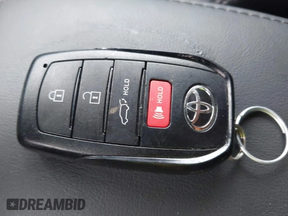 2023 Toyota Corolla Cross XLE z VIN 7MUDAABG0PV077852, wystawiony jako IAAI lot #41313640 z przebiegiem 23 201 mil mil oraz . Historia ofert i sprzedaży dostępna na DreamBid. Obrazek 11.