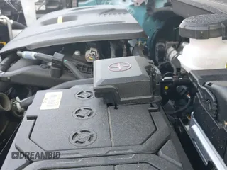 2024 Kia Seltos EX z VIN KNDERCAA1R7636659, wystawiony jako IAAI lot #43050203 z przebiegiem 9 576 mil mil oraz . Historia ofert i sprzedaży dostępna na DreamBid. Obrazek 19.
