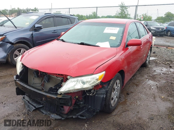 2011 Toyota Camry LE z VIN 4T1BF3EKXBU716690, wystawiony jako IAAI lot #42388917 z przebiegiem 184 053 mil mil oraz . Historia ofert i sprzedaży dostępna na DreamBid. Obrazek 2.