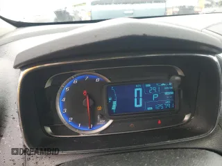 2016 Chevrolet Trax LS z VIN 3GNCJKSB3GL275001, wystawiony jako Copart lot #58229945 z przebiegiem 125 791 mil mil oraz Tytuł czysty. Historia ofert i sprzedaży dostępna na DreamBid. Obrazek 9.