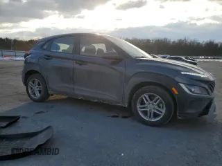 2022 Hyundai Kona SE with VIN KM8K2CAB6NU915757, listed as a Copart auction lot 42682815 with 27,967 mi miles and Salvage Title. Bid and sale history available at carsss.com. Image 4.