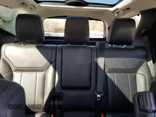 2018 Land Rover Discovery HSE with VIN SALRR2RV7JA076908, listed as a Copart auction lot 41356684 with 93,081 mi miles. Bid and sale history available at carsss.com. Image 10.