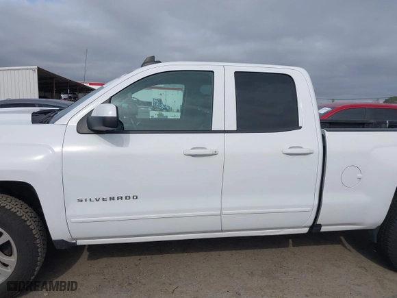 2017 Chevrolet Silverado 1500 LT with VIN 1GCVKREC2HZ206516, listed as a IAAI auction lot 42028681 with 40,761 mi miles. Bid and sale history available at carsss.com. Image 15.