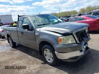 2004 Ford F-150 XL with VIN 1FTRF12W14NB89702, listed as a IAAI auction lot 42049938 with 106,379 mi miles. Bid and sale history available at carsss.com. Image 1.