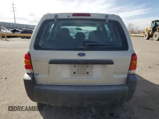 2005 Ford Escape XLS Value with VIN 1FMYU92ZX5KA93124, listed as a Copart auction lot 45337585 with 218,826 mi miles and Salvage Title. Bid and sale history available at carsss.com. Image 6.