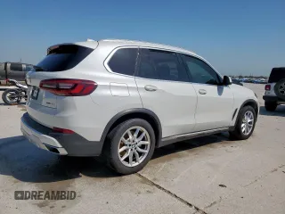 2022 BMW X5 xDrive40i with VIN 5UXCR6C0XN9K68069, listed as a Copart auction lot 52612385 with Not provided miles and Clean title. Bid and sale history available at DreamBid. Image 3.