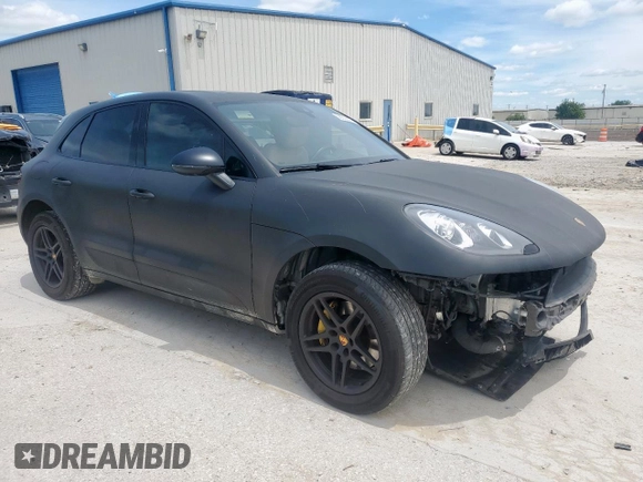 2017 Porsche Macan with VIN WP1AA2A5XHLB81267, listed as a Copart auction lot 56002305 with 72,202 mi miles and Salvage title. Bid and sale history available at DreamBid. Image 4.