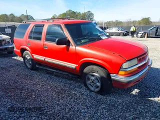 2000 Chevrolet Blazer LT с VIN 1GNDT13W9Y2253081, выставлен на аукционе IAAI как лот 41462903 с пробегом 349 695 миль миль и . История ставок и продаж доступна на DreamBid. Изображение 1.