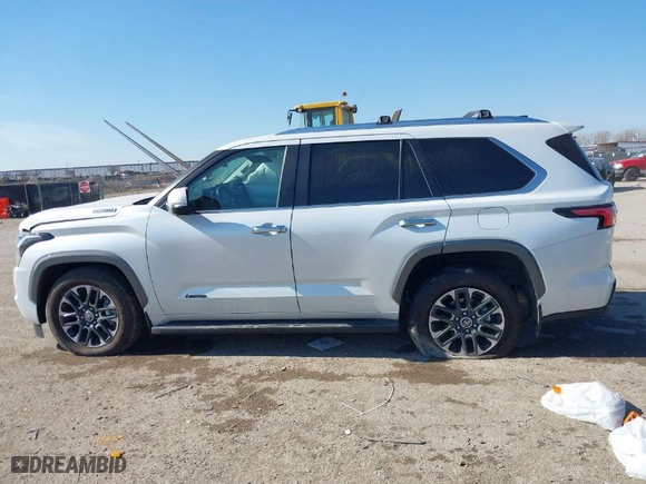 2024 Toyota Sequoia SR5 with VIN 7SVAAABA5RX038752, listed as a IAAI auction lot 41325345 with 9,791 mi miles. Bid and sale history available at carsss.com. Image 14.