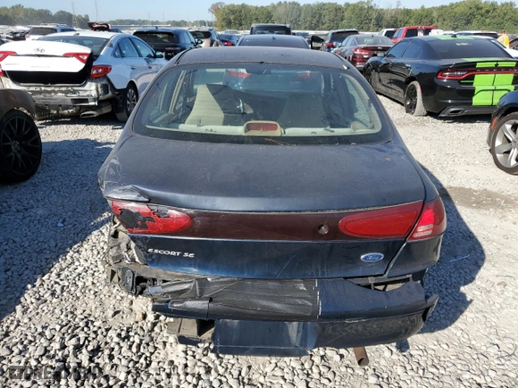 2001 Ford Escort Fleet with VIN 3FAFP13PX1R120920, listed as a Copart auction lot 75643024 with NaN miles and Salvage Title. Bid and sale history available at carsss.com. Image 6.