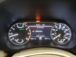 2023 Nissan Sentra SR with VIN 3N1AB8DV8PY297329, listed as a Copart auction lot 52606935 with 9,929 mi miles and Salvage Title. Bid and sale history available at carsss.com. Image 9.