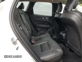 2020 Volvo XC60 Inscription z VIN YV4102DL9L1520715, wystawiony jako Copart lot #76833114 z przebiegiem 21 971 mil mil oraz Szkoda całkowita • Salvage title. Historia ofert i sprzedaży dostępna na DreamBid. Obrazek 11.