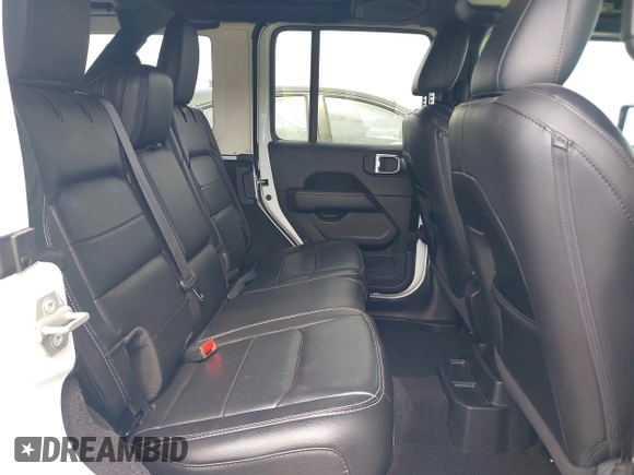 2020 Jeep Wrangler Unlimited Sahara с VIN 1C4HJXEN3LW243588, выставлен на аукционе IAAI как лот 42289351 с пробегом 67 825 миль миль и . История ставок и продаж доступна на DreamBid. Изображение 8.