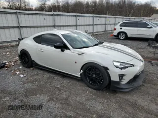 2017 Toyota 86 with VIN JF1ZNAA18H8707341, listed as a Copart auction lot 46925955 with 170,877 mi miles and Clean Title. Bid and sale history available at carsss.com. Image 4.