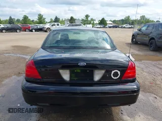 2005 Ford Police Interceptor z VIN 2FAHP71WX5X154384, wystawiony jako IAAI lot #40735796 z przebiegiem 84 143 mil mil oraz . Historia ofert i sprzedaży dostępna na DreamBid. Obrazek 16.