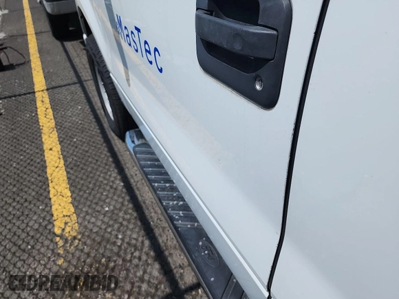 2013 Ford F-150 XL с VIN 1FTEX1EM1DFB03837, выставлен на аукционе IAAI как лот 42654794 с пробегом 182 687 миль миль и . История ставок и продаж доступна на DreamBid. Изображение 32.