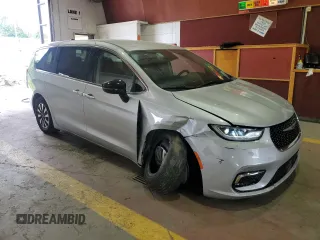 2024 Chrysler Pacifica Hybrid Select z VIN 2C4RC1S78RR150441, wystawiony jako Copart lot #55678105 z przebiegiem 26 612 mil mil oraz Tytuł czysty. Historia ofert i sprzedaży dostępna na DreamBid. Obrazek 4.