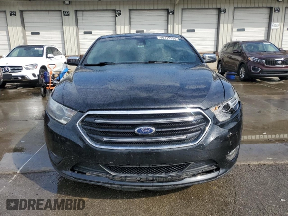 2014 Ford Taurus Limited z VIN 1FAHP2J88EG177883, wystawiony jako Copart lot #56119255 z przebiegiem 141 743 mil mil oraz Szkoda całkowita • Salvage title. Historia ofert i sprzedaży dostępna na DreamBid. Obrazek 5.