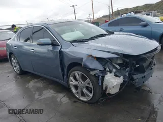 2012 Nissan Maxima S z VIN 1N4AA5AP7CC842546, wystawiony jako IAAI lot #39676941 z przebiegiem 50 927 mil mil oraz . Historia ofert i sprzedaży dostępna na DreamBid. Obrazek 1.