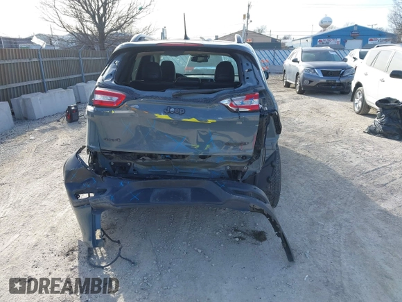 2014 Jeep Cherokee Trailhawk z VIN 1C4PJMBS5EW147579, wystawiony jako IAAI lot #41781543 z przebiegiem 155 751 mil mil oraz . Historia ofert i sprzedaży dostępna na DreamBid. Obrazek 17.