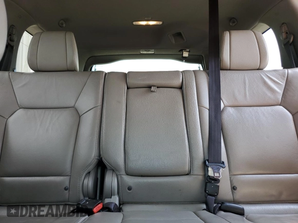 2012 Honda Pilot EX-L z VIN 5FNYF4H65CB023751, wystawiony jako Copart lot #57258845 z przebiegiem 284 177 mil mil oraz Szkoda całkowita • Salvage title. Historia ofert i sprzedaży dostępna na DreamBid. Obrazek 10.
