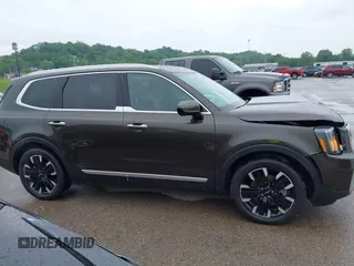 2024 Kia Telluride SX Prestige X-Pro with VIN 5XYP5DGCXRG530586, listed as a IAAI auction lot 42225560 with 7,880 mi miles and . Bid and sale history available at DreamBid. Image 13.